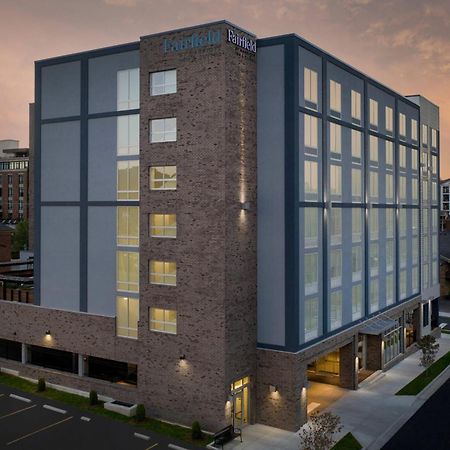 Fairfield Inn & Suites Nashville Near Vanderbilt מראה חיצוני תמונה