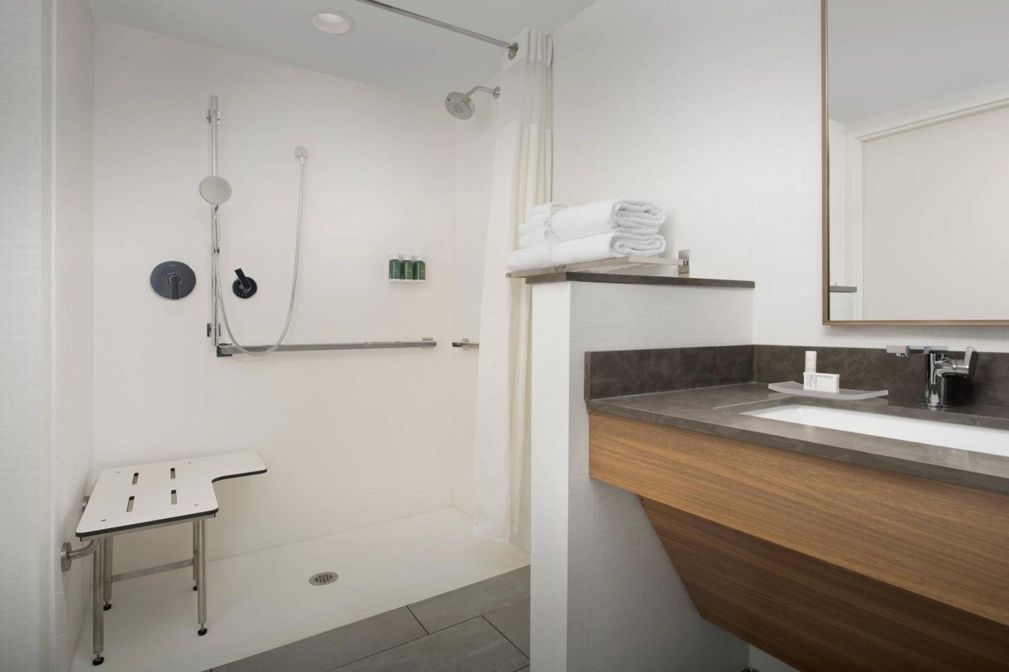 Fairfield Inn & Suites Nashville Near Vanderbilt מראה חיצוני תמונה