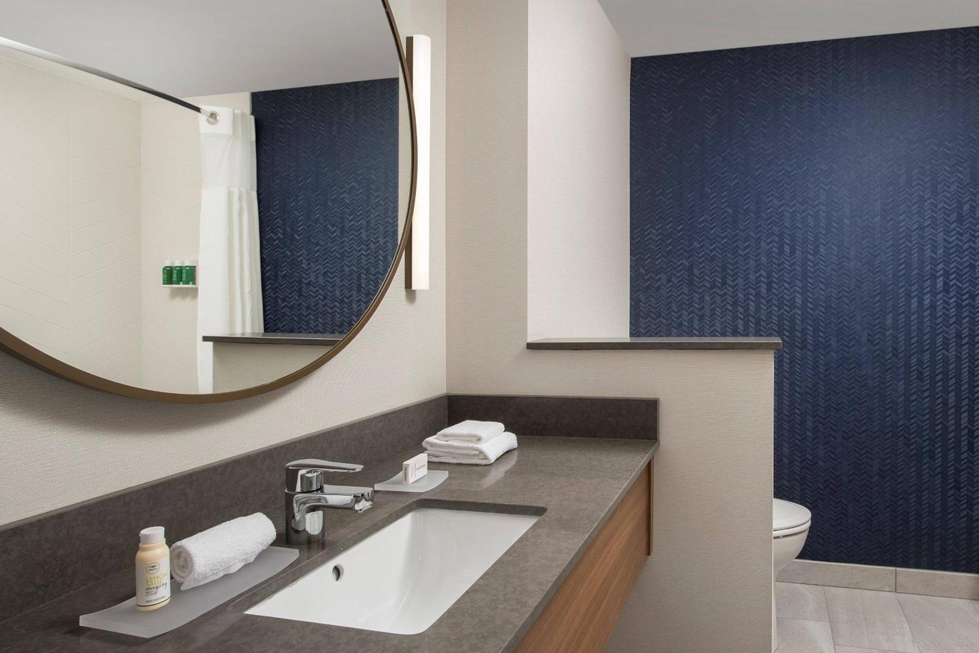Fairfield Inn & Suites Nashville Near Vanderbilt מראה חיצוני תמונה